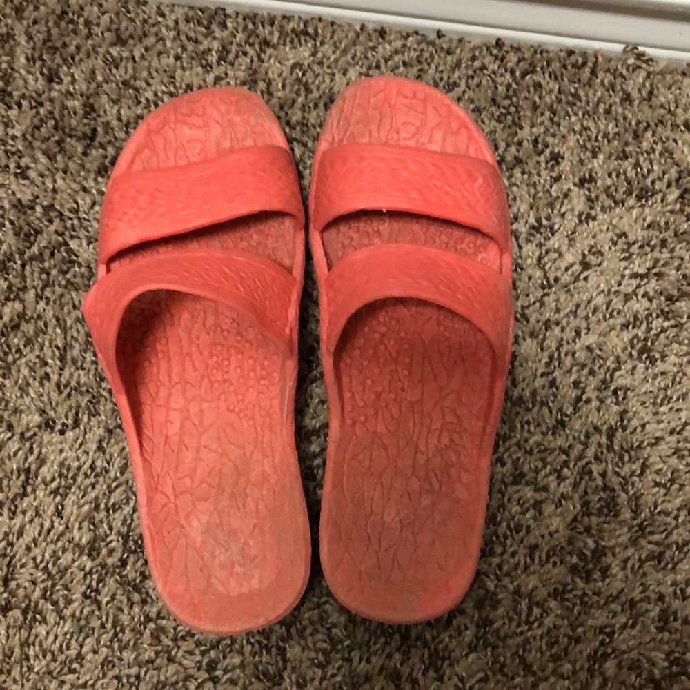 pink jandals